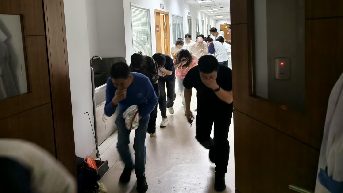 微信图片_20250501013351_副本.jpg