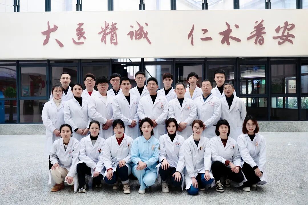 c6e2e0d9ad60ebe5844964ec0f2e6904.jpg c6e2e0d9ad60ebe5844964ec0f2e6904.jpg