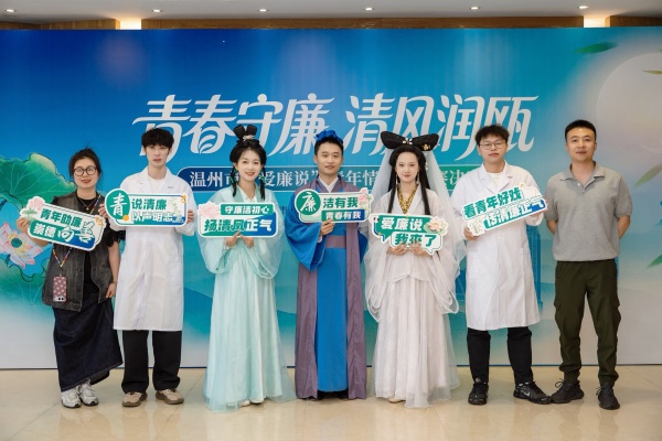 合照_副本.jpg