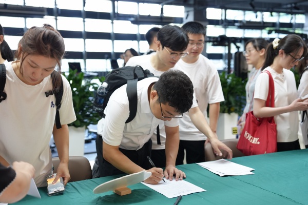 表格填写.jpg 表格填写.jpg